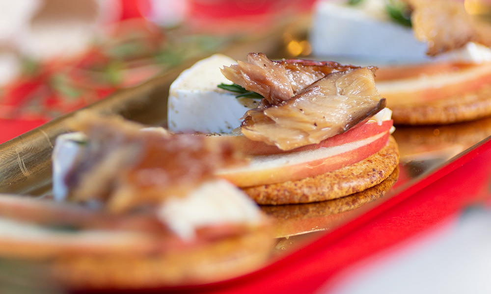 GoldSeal-Smoked_Mackerel_Appetizers-Sunflower-2